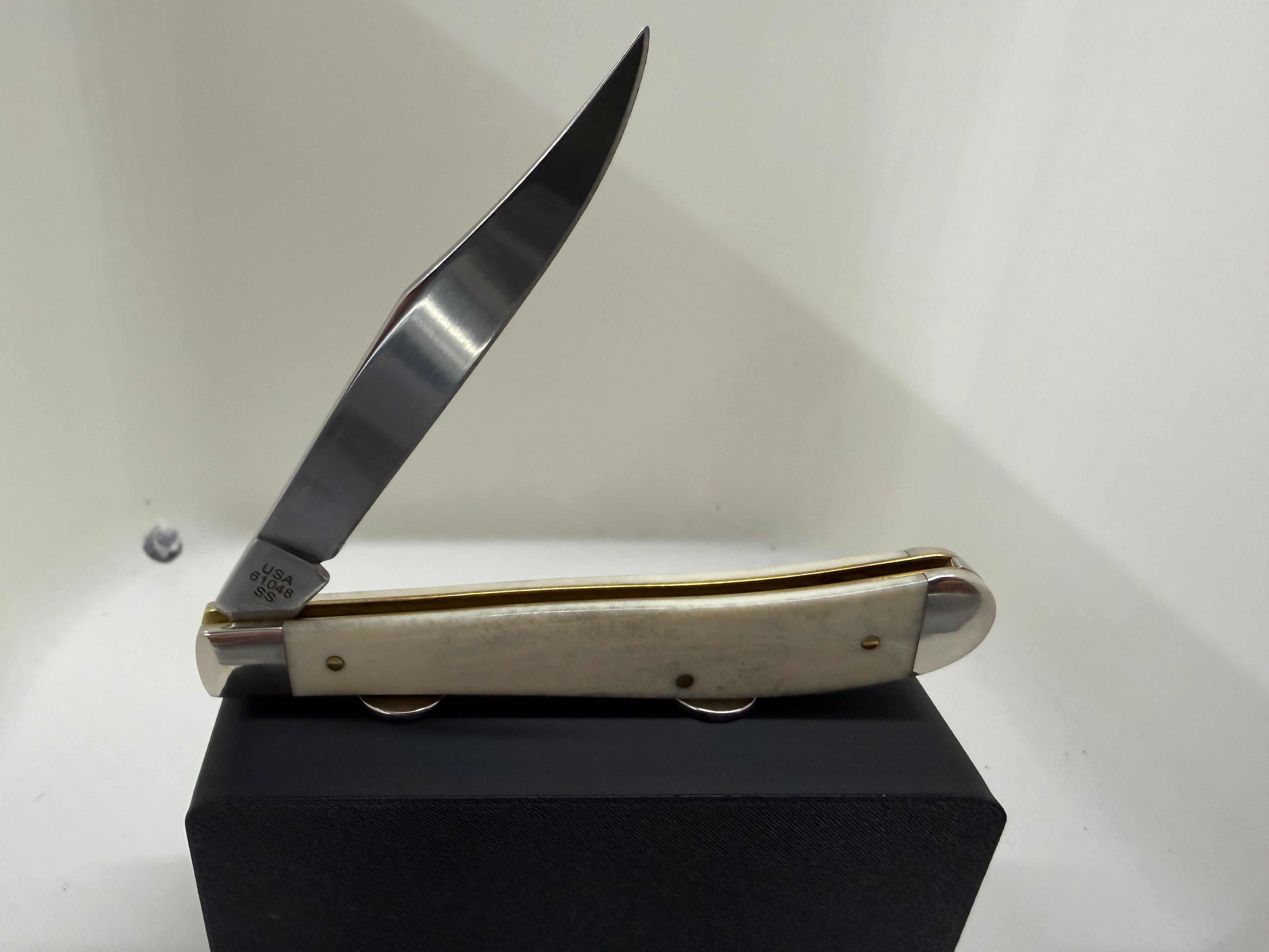 2024 Case XX Natural Smooth Bone Slimline Trapper