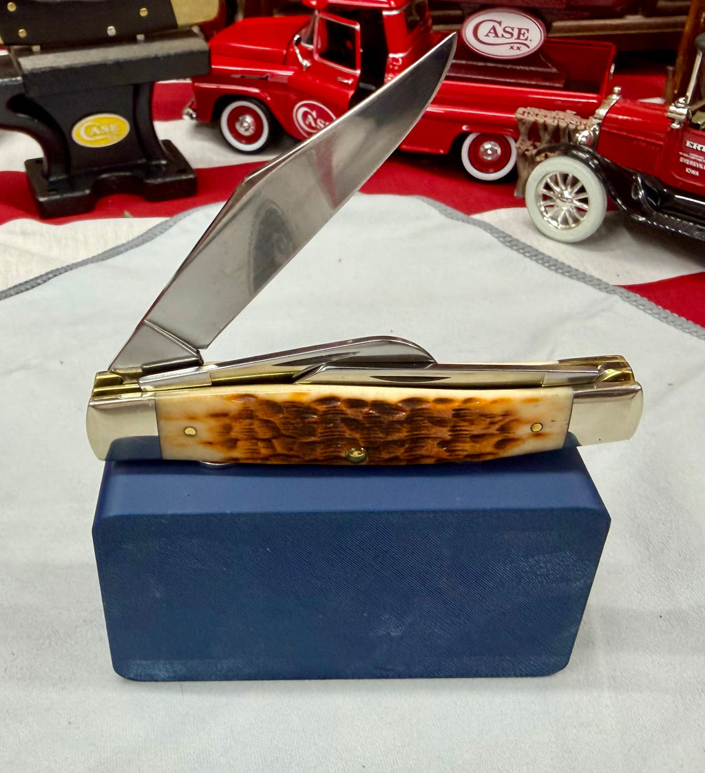Illinois “I” Magnetic Knife Display – Navy Blue & Orange | 3D Printed EDC Stand (4” x 2”)