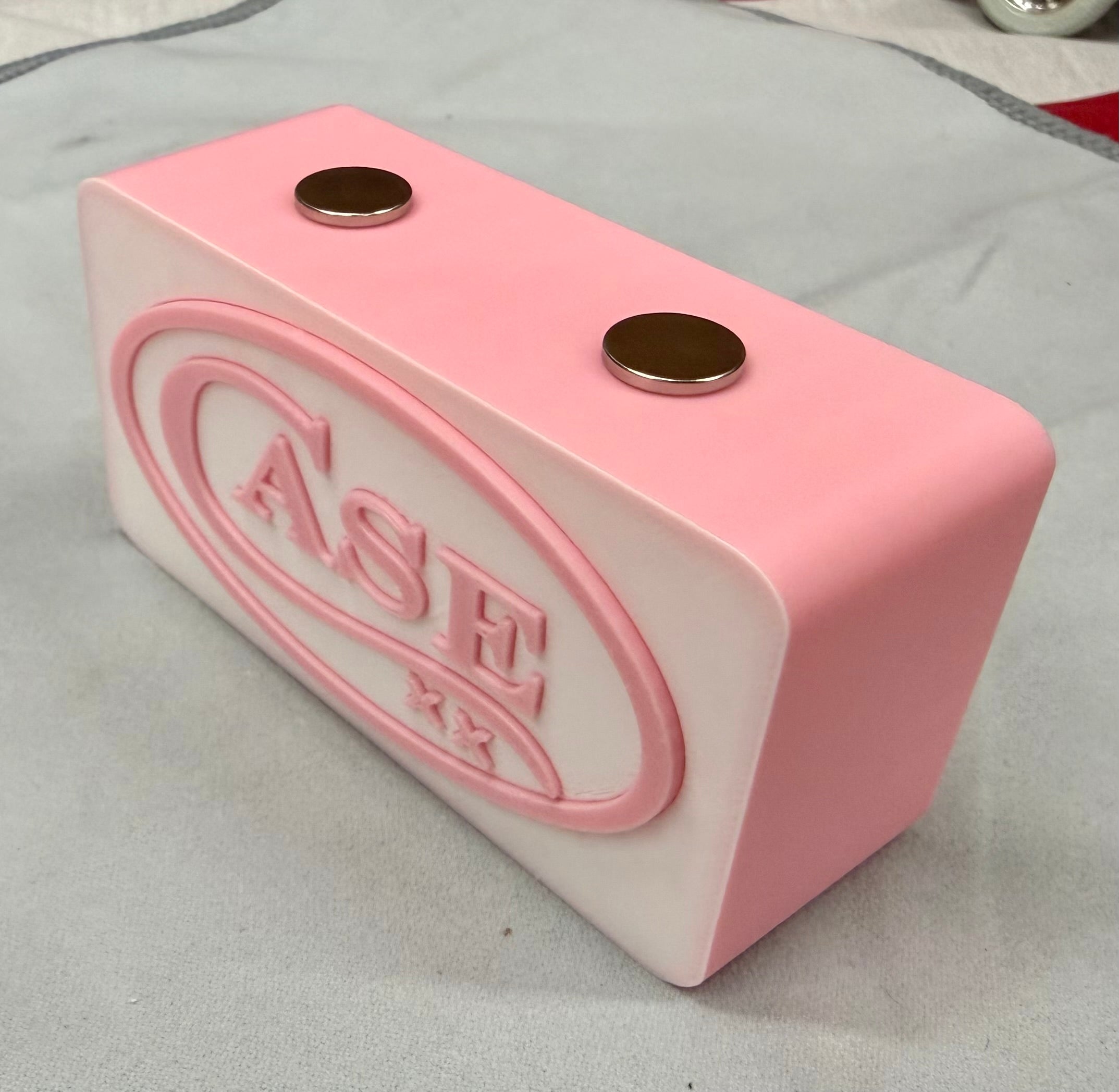 Case XX Knife Display Stand – White & Pink Edition Magnetic 3D Printed EDC Holder (4” x 2” x 1.5”)
