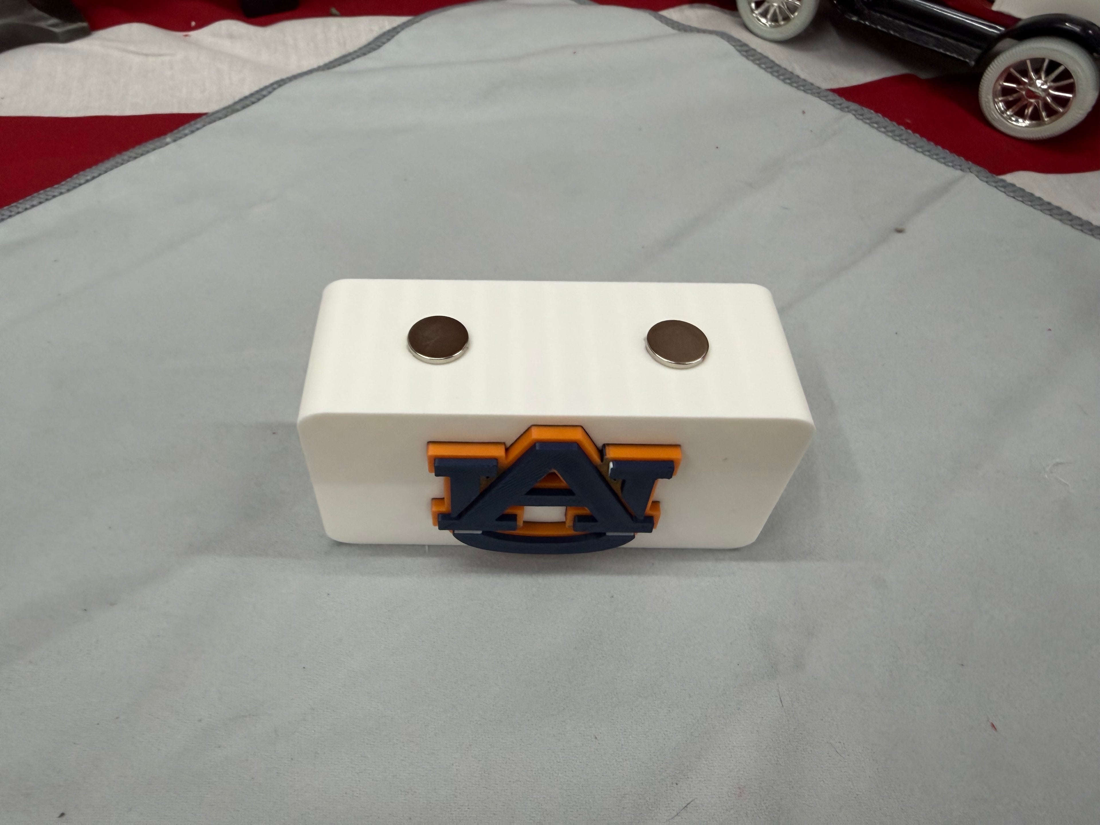 Auburn Tigers Magnetic Knife Display Stand – 3D Printed EDC Holder (4” x 2”)