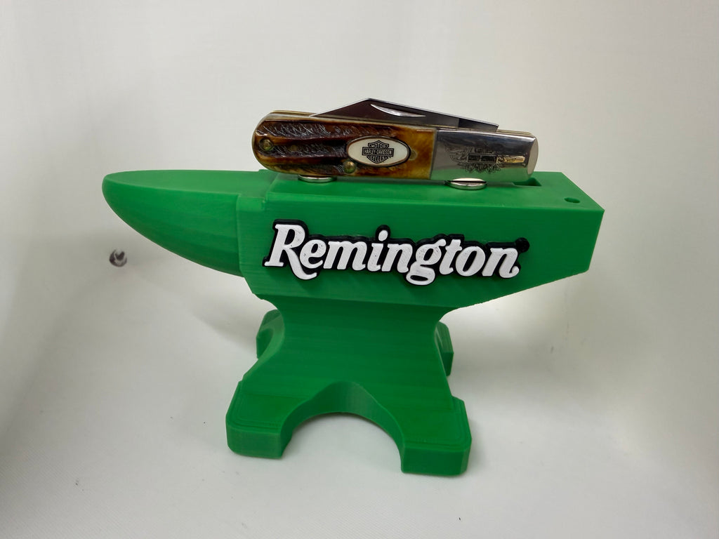 Remington Knives Magnetic Anvil Knife Display Green, Black & White