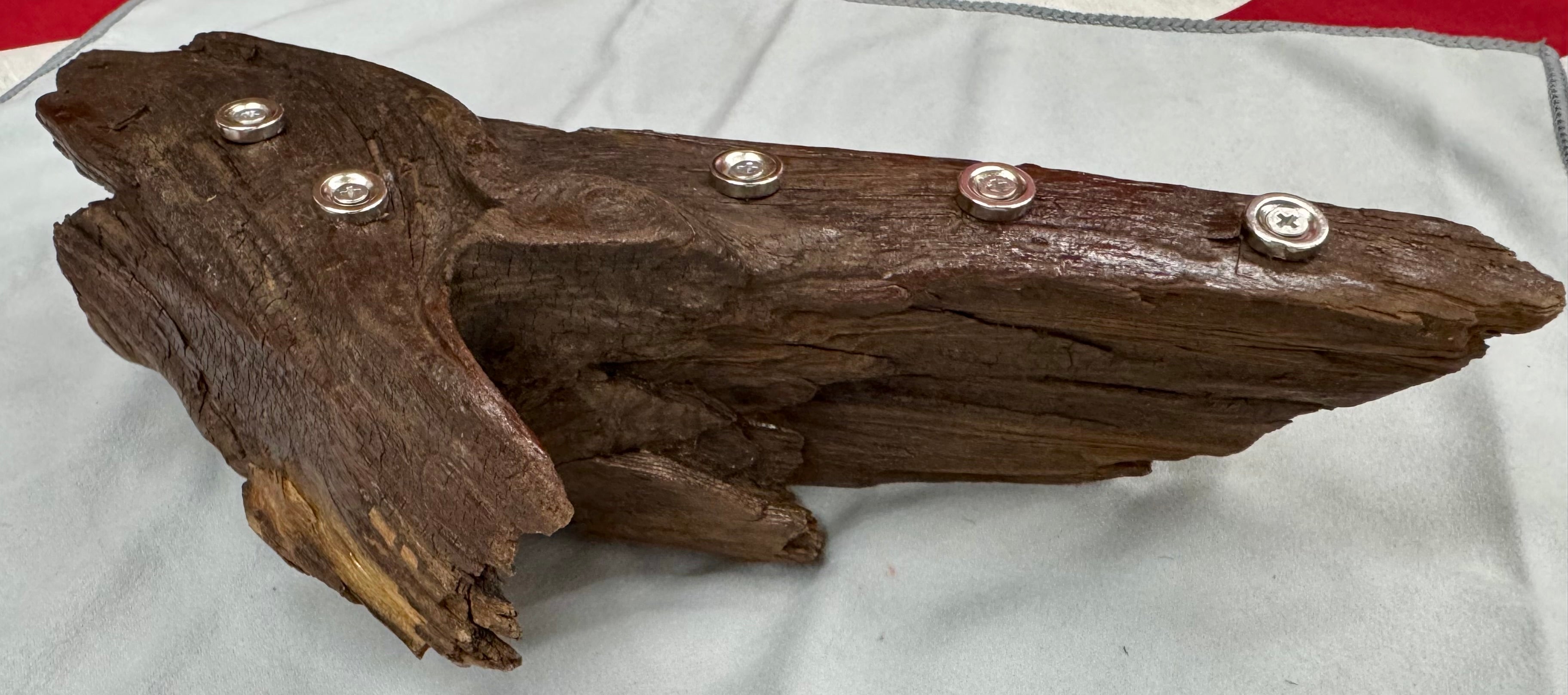 Alabama Driftwood Case XX Knife Display – Handcrafted Magnetic Collector Stand