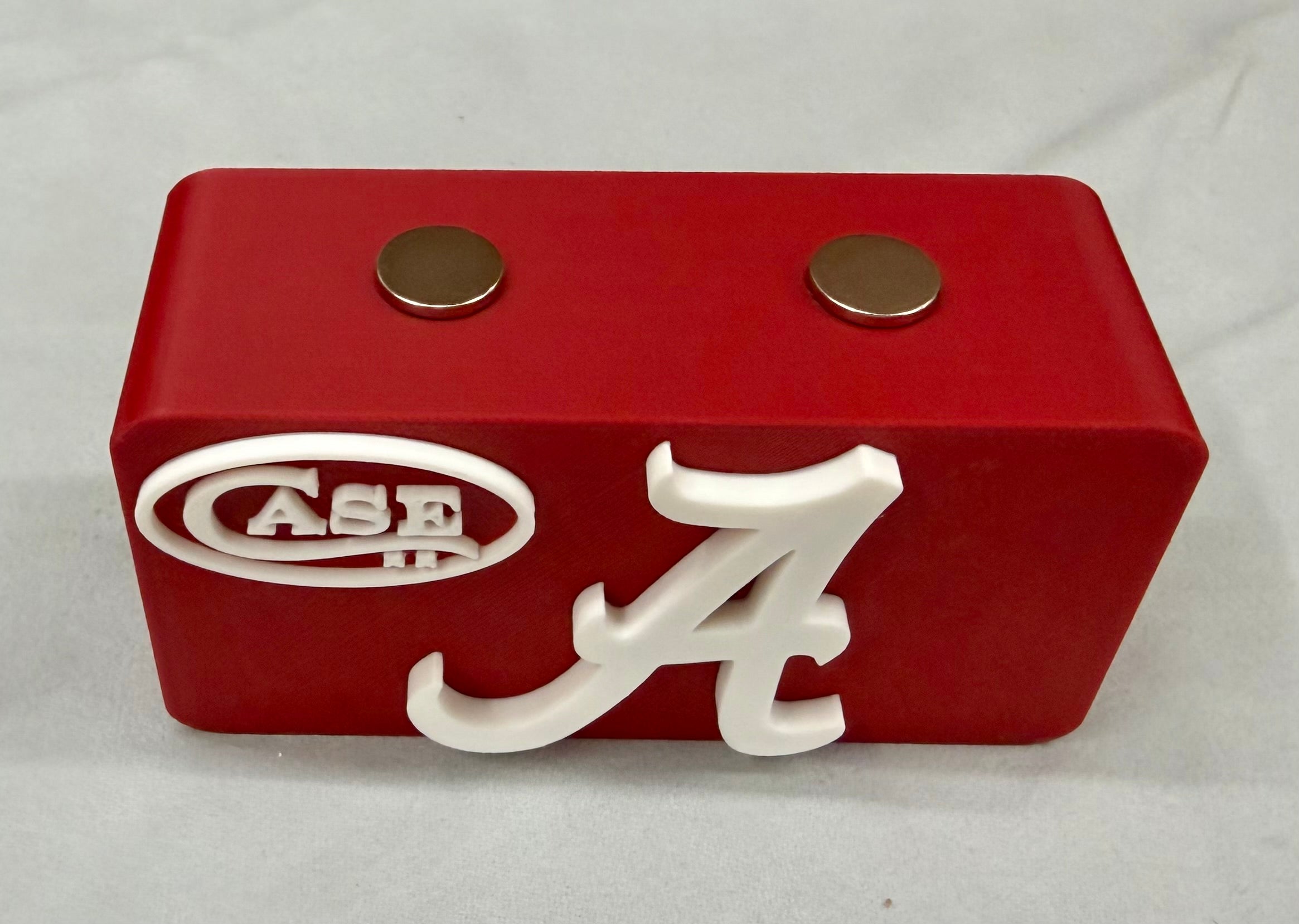 Alabama Crimson Tide Knife Display Stand – Case XX Edition Magnetic 3D Printed EDC Holder (4” x 2” x 1.5”)