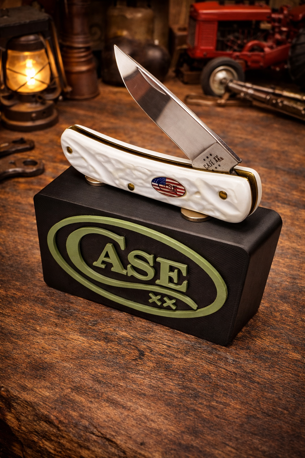 Case XX 3D Printed Magnetic Knife Display – OD Green Logo | Compact EDC Stand | Strong Magnet Hold