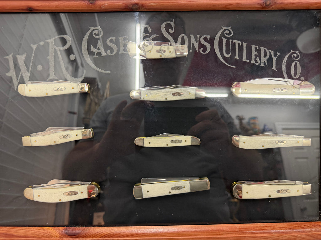 Case XX Smooth Natural Bone 10-Knife Collector Set – Locking Cedar Display Case
