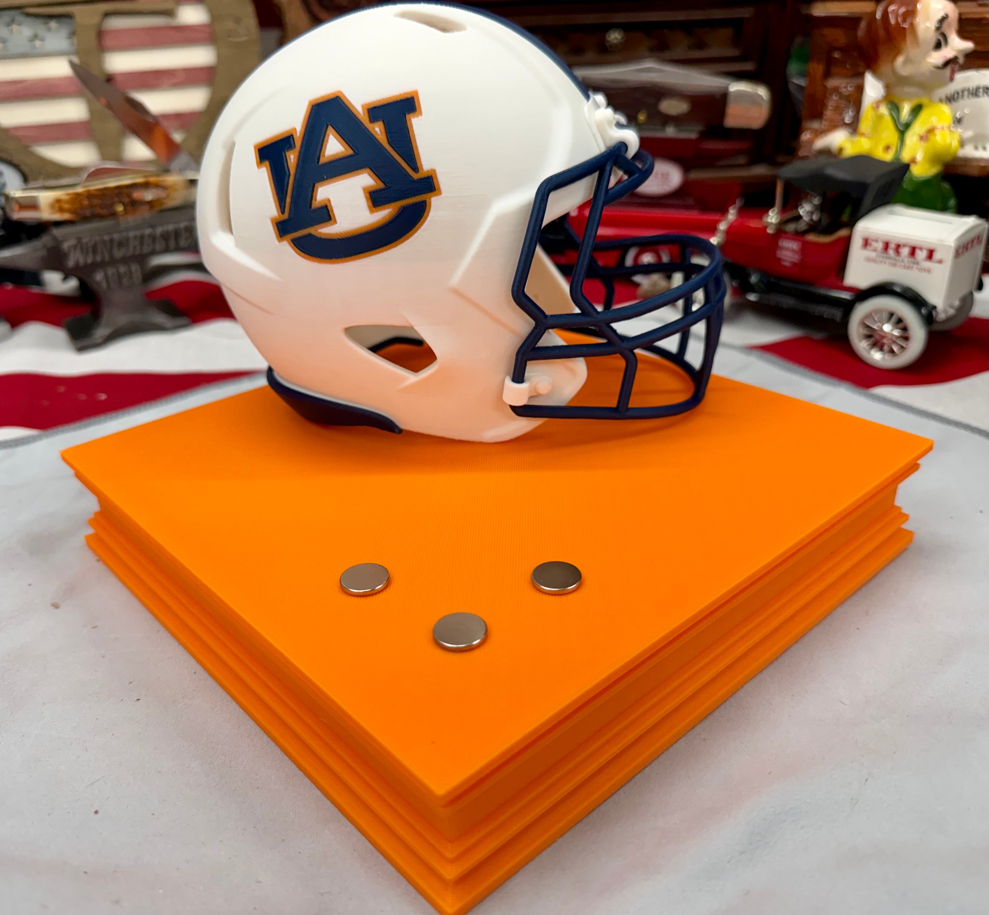 Auburn Tigers Helmet Knife Display – 3D Printed Magnetic Stand (8x8 Platform)
