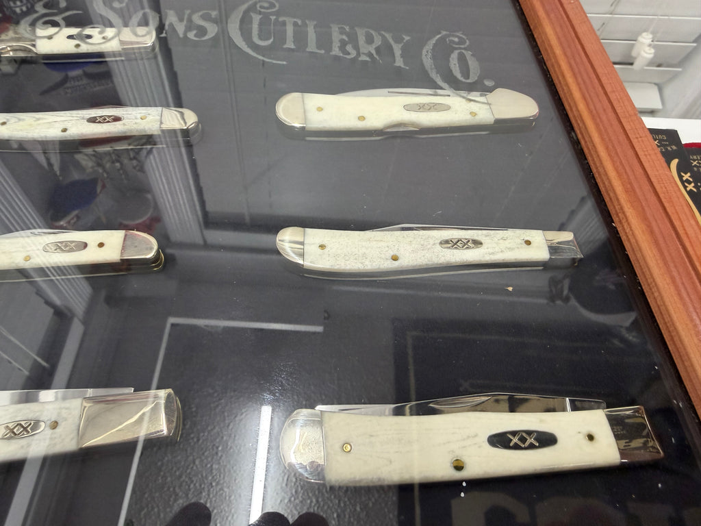 Case XX Smooth Natural Bone 10-Knife Collector Set – Locking Cedar Display Case