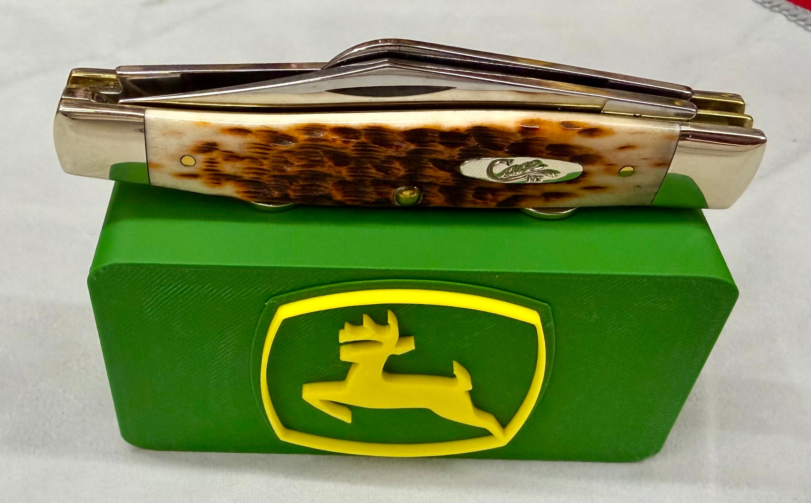 John Deere Green Magnetic Knife Display Stand – 3D Printed EDC Holder (4” x 2” x 1.5”)
