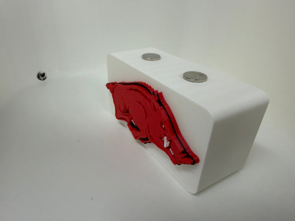 Arkansas Razorbacks Magnetic Knife Display – 3D Printed HOG Stand