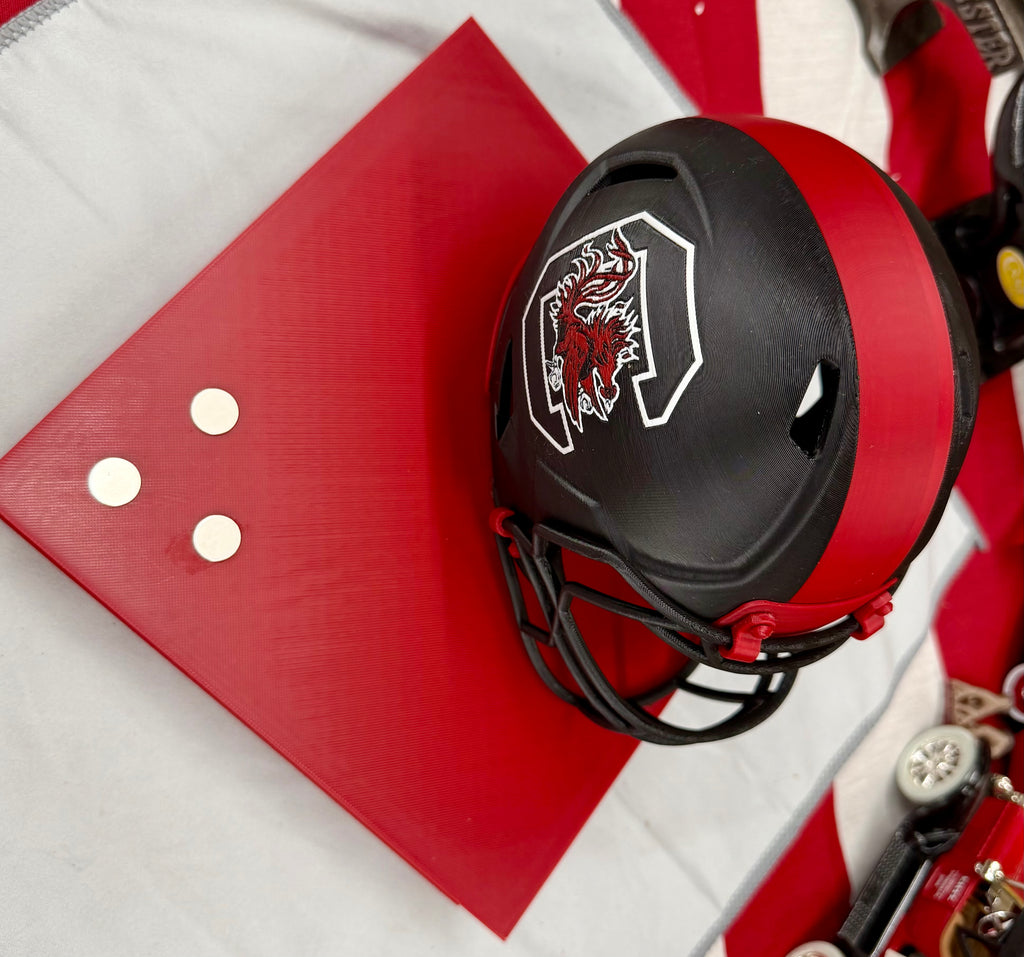 South Carolina Gamecocks Helmet Knife Display – 3D Printed Magnetic Stand (8x8 Platform)
