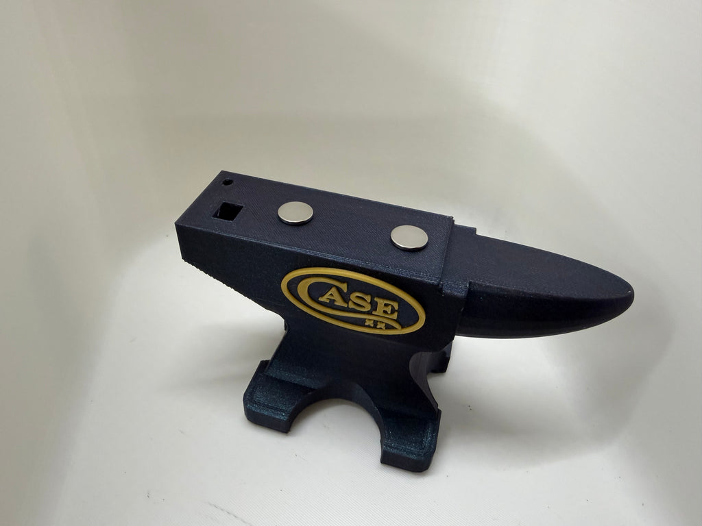 Case XX Magnetic Anvil Knife Display Black & Gold