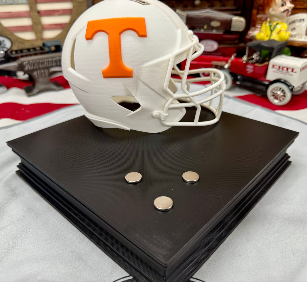 Tennessee Volunteers Helmet Knife Display – Premium 3D Printed Magnetic Stand (8” x 8”)