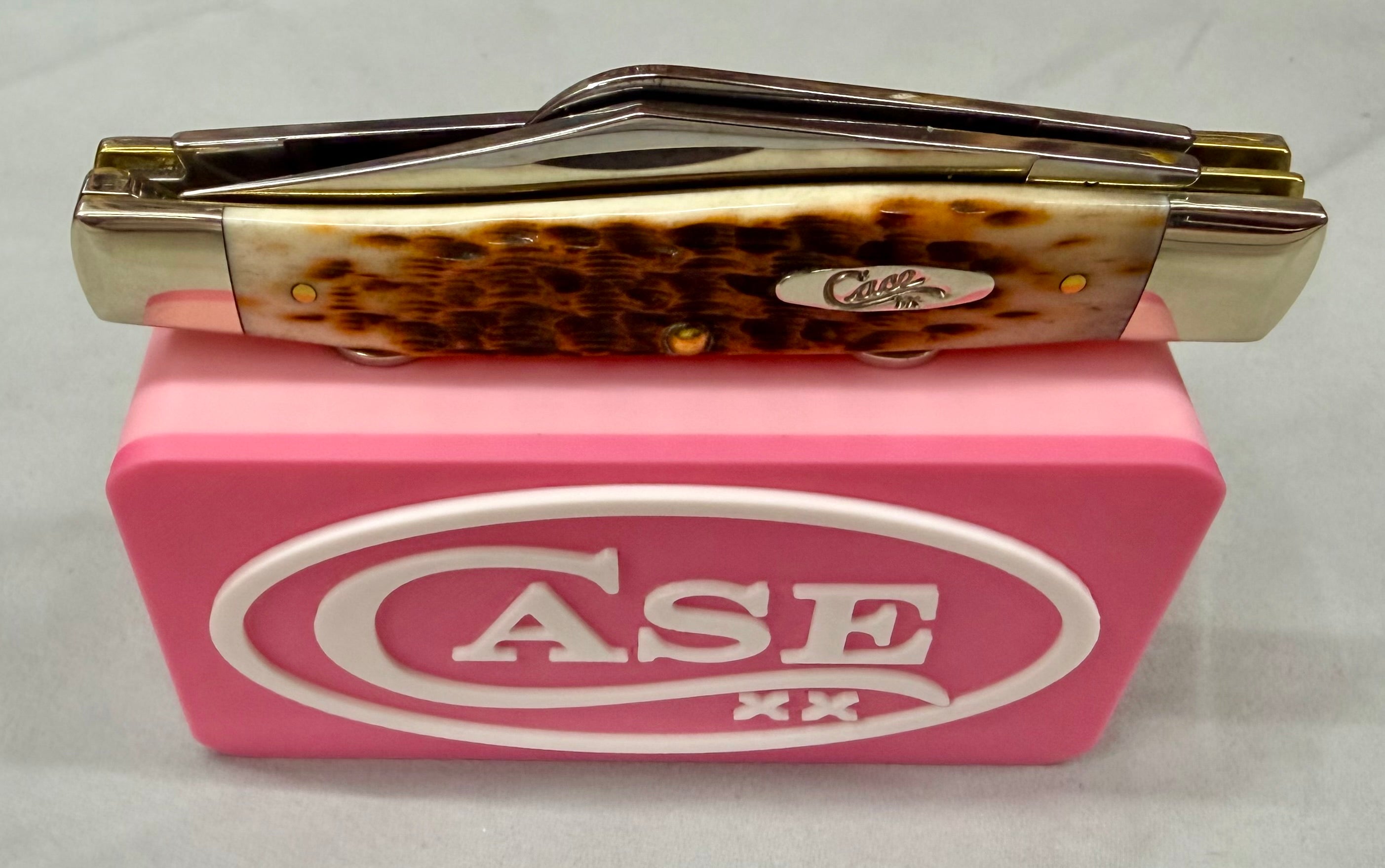 Pink Case XX Magnetic Knife Display Stand – 3D Printed EDC Holder (4” x 2” x 1.5”)