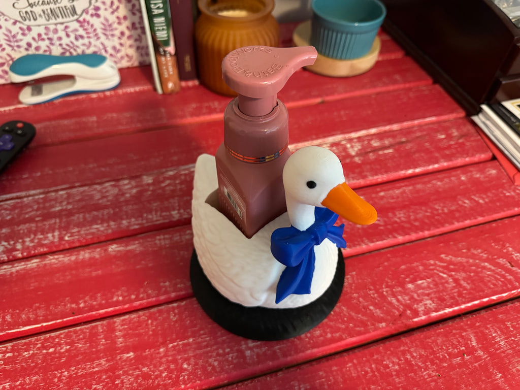 Rustic Goose Soap Holder – 3D Printed Farmhouse Foaming Soap Display | Rugged Finds Collection