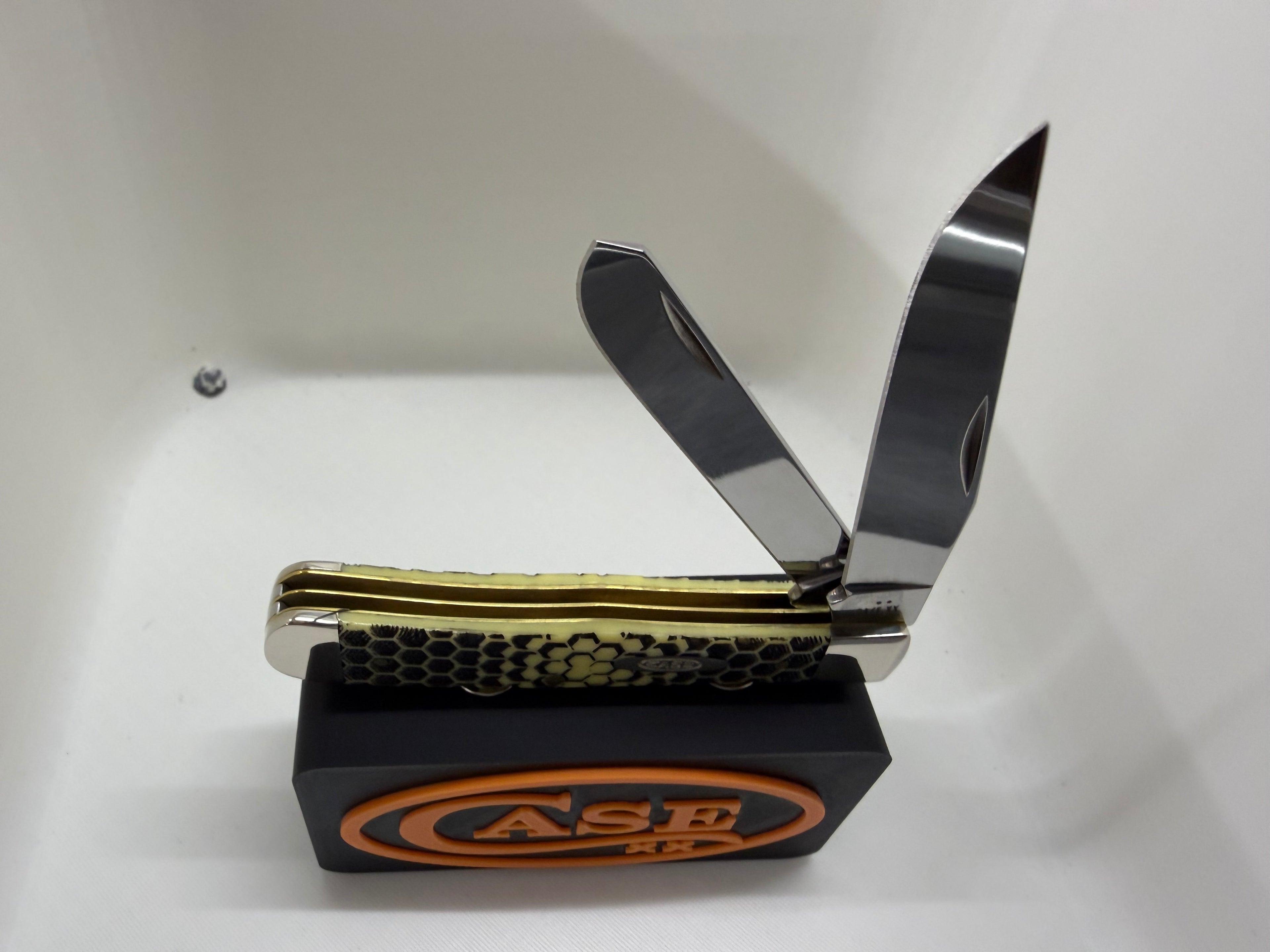 2026 Case XX Honeycomb Synthetic Trapper