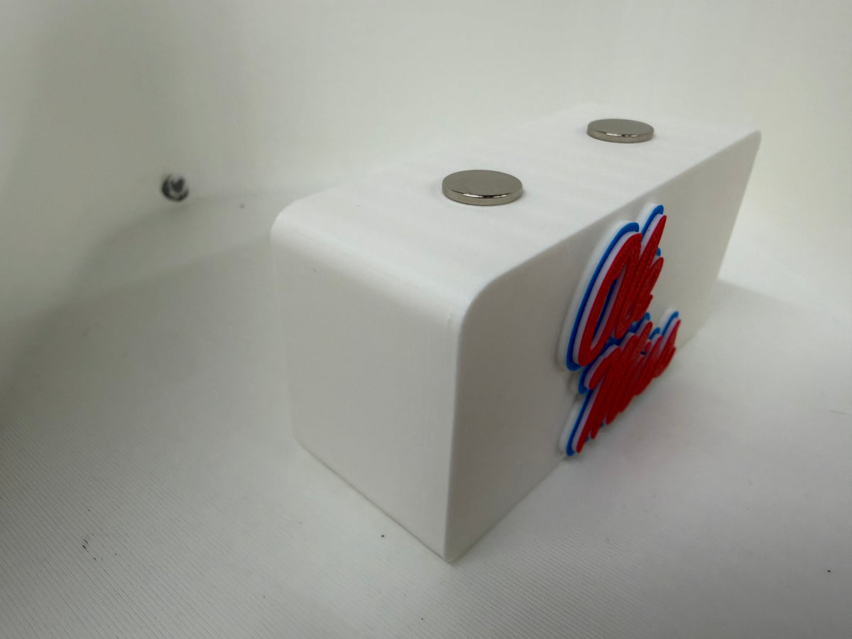 Ole Miss Rebels Magnetic Pocket Knife Display Block – SEC Team Colors