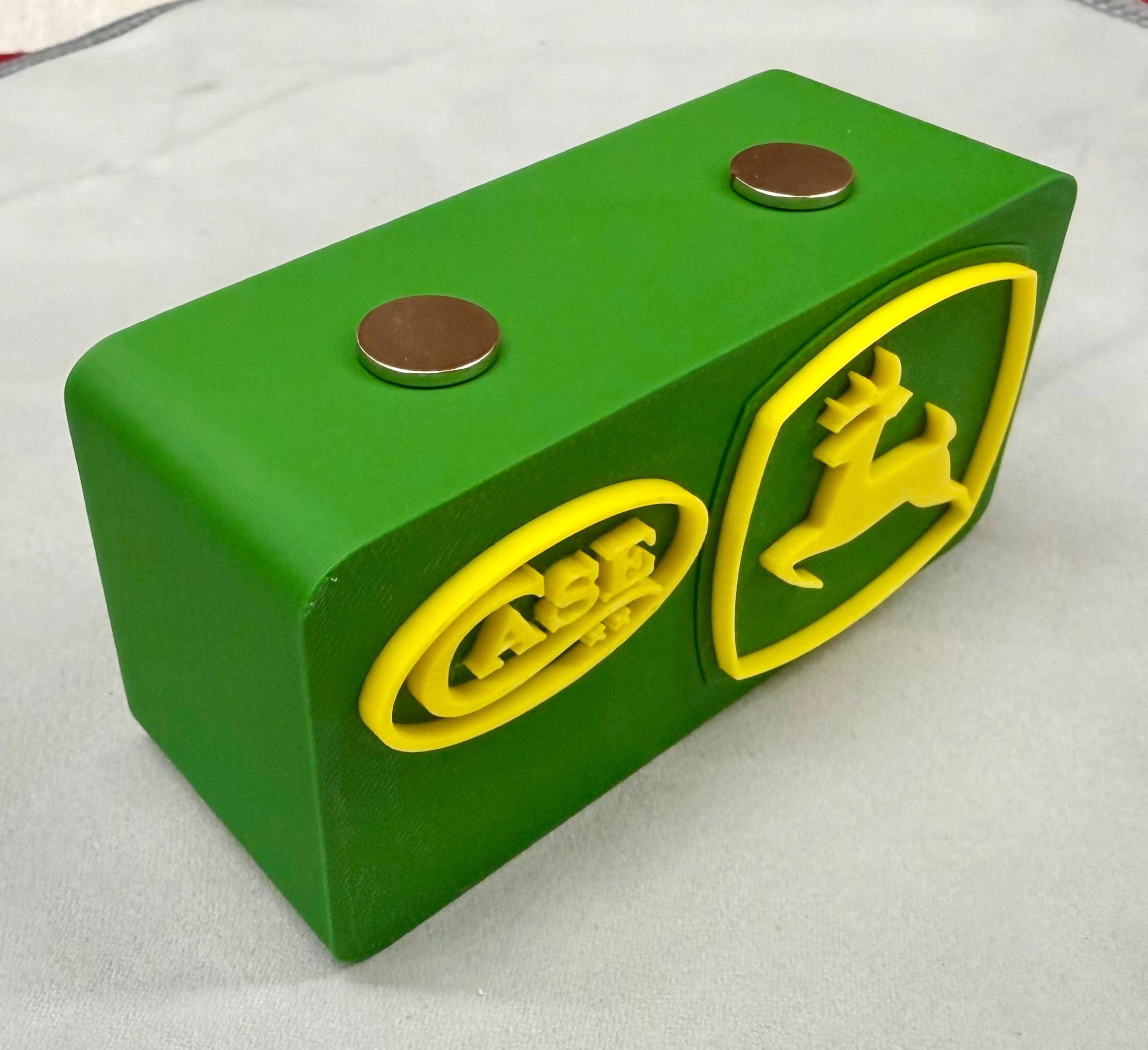 John Deere & Case XX Magnetic Knife Display Stand – 3D Printed EDC Holder (4” x 2” x 1.5”)