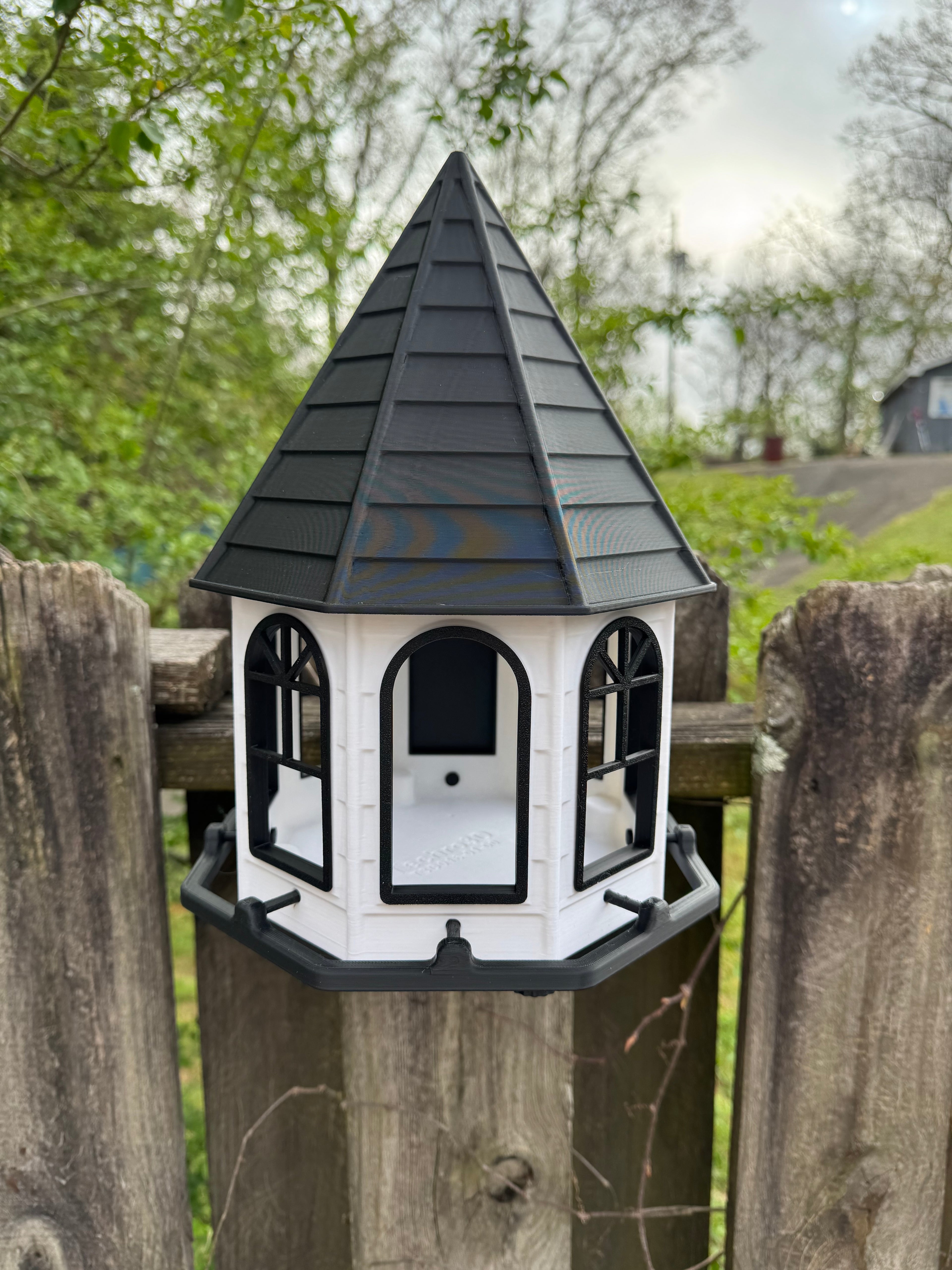 3D Printed Bird Feeder with Mounting Bracket – Black & White Outdoor Feeder | Rugged Finds Collection