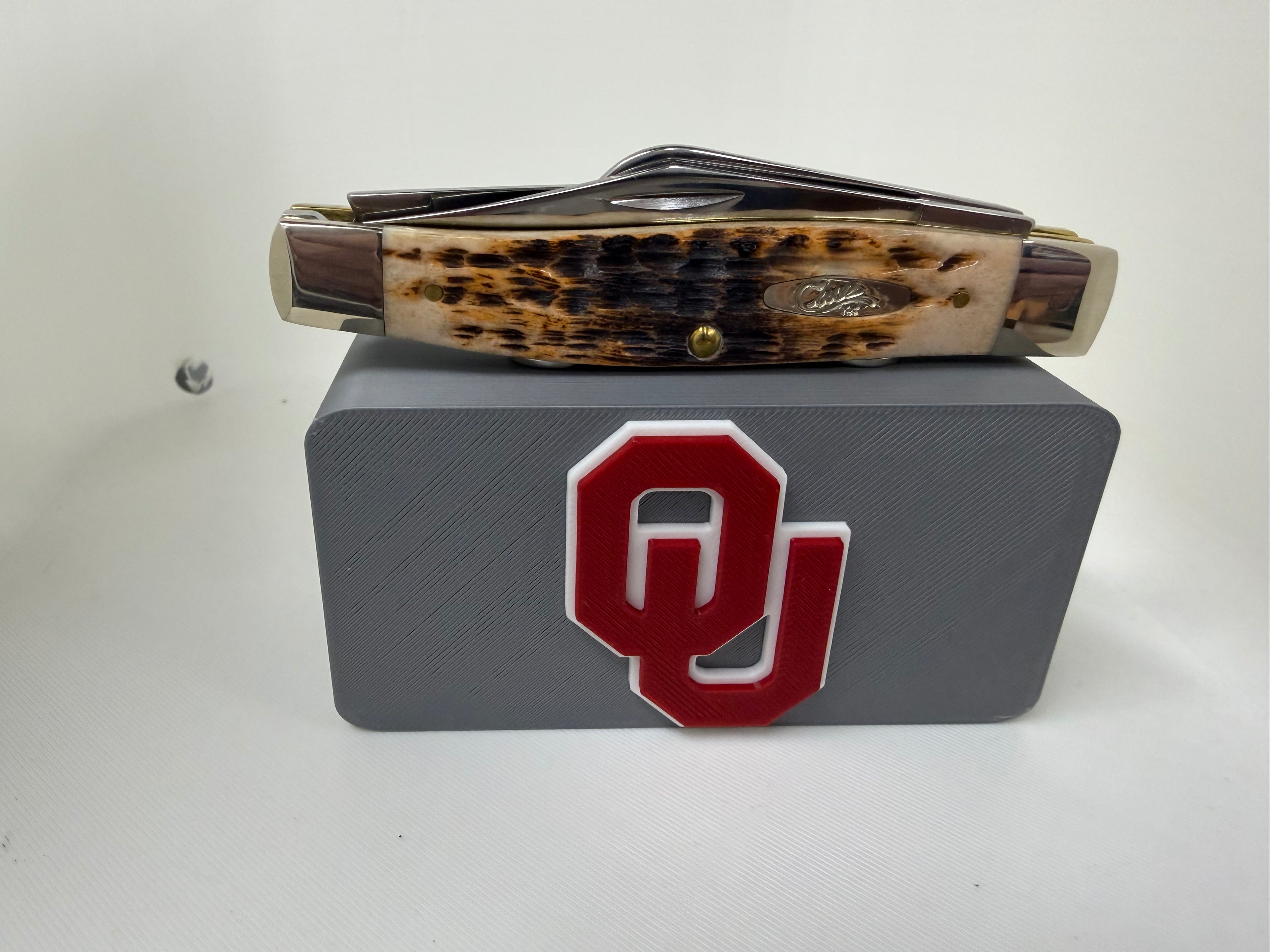 Oklahoma Sooners Magnetic Pocket Knife Display Block – SEC Team Colors
