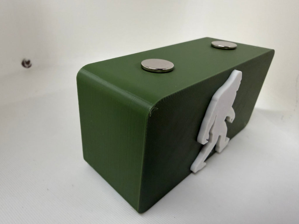Bigfoot Sasquatch Magnetic Knife Display Block Premium 3D Printed Collector Stand OD Green & White