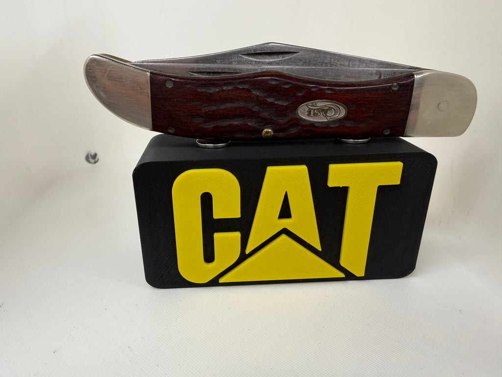 CAT Magnetic Pocket Knife Display Block – 3D Printed Black & Yellow