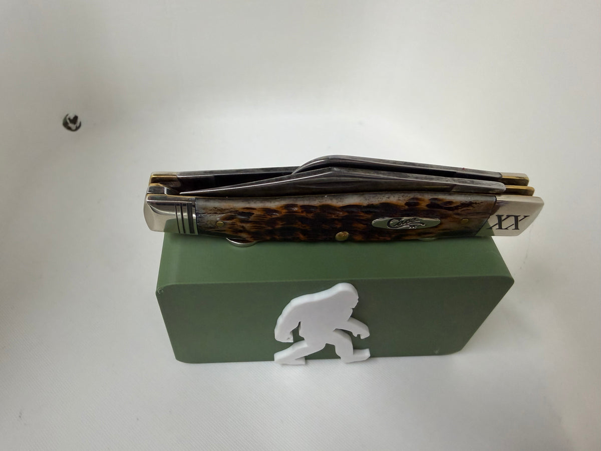 Bigfoot Sasquatch Magnetic Knife Display Block Premium 3D Printed Collector Stand OD Green & White