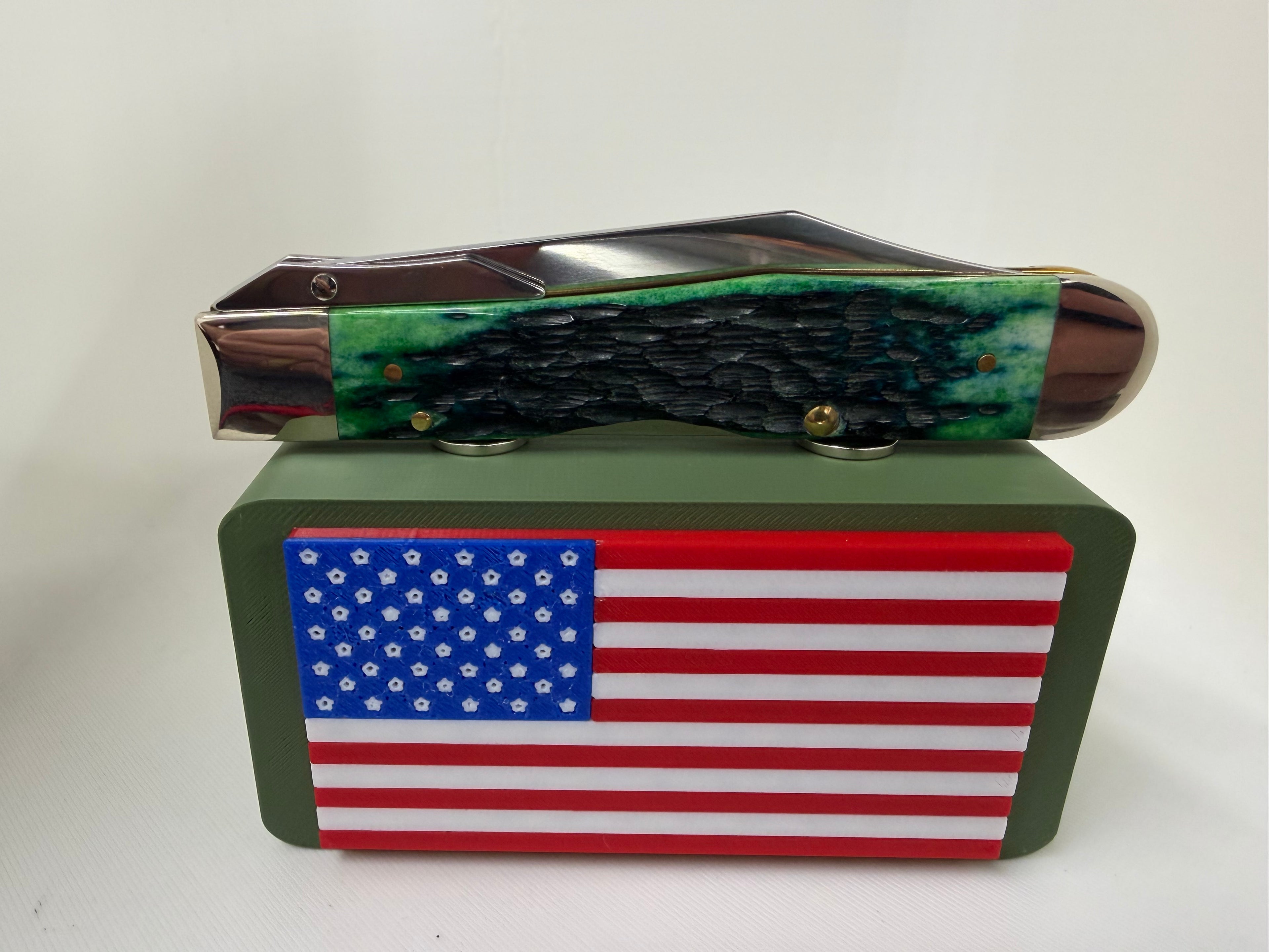 Vintage 1982 Case XX Kentucky Bluegrass Cheetah 8 Dot Swing Guard Knife RARE