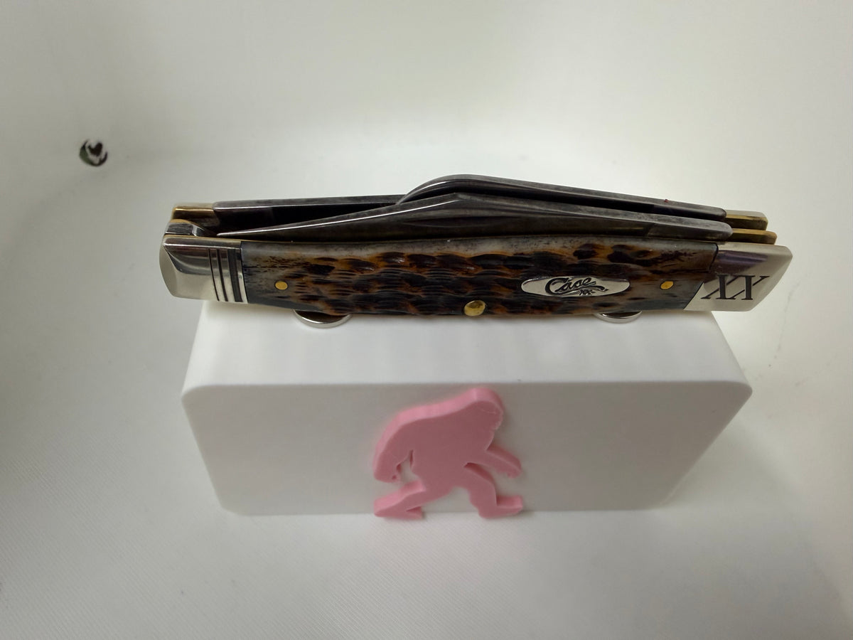 Bigfoot Sasquatch Magnetic Knife Display Block Premium 3D Printed Collector Stand Pink & White
