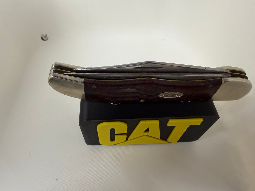 CAT Magnetic Pocket Knife Display Block – 3D Printed Black & Yellow