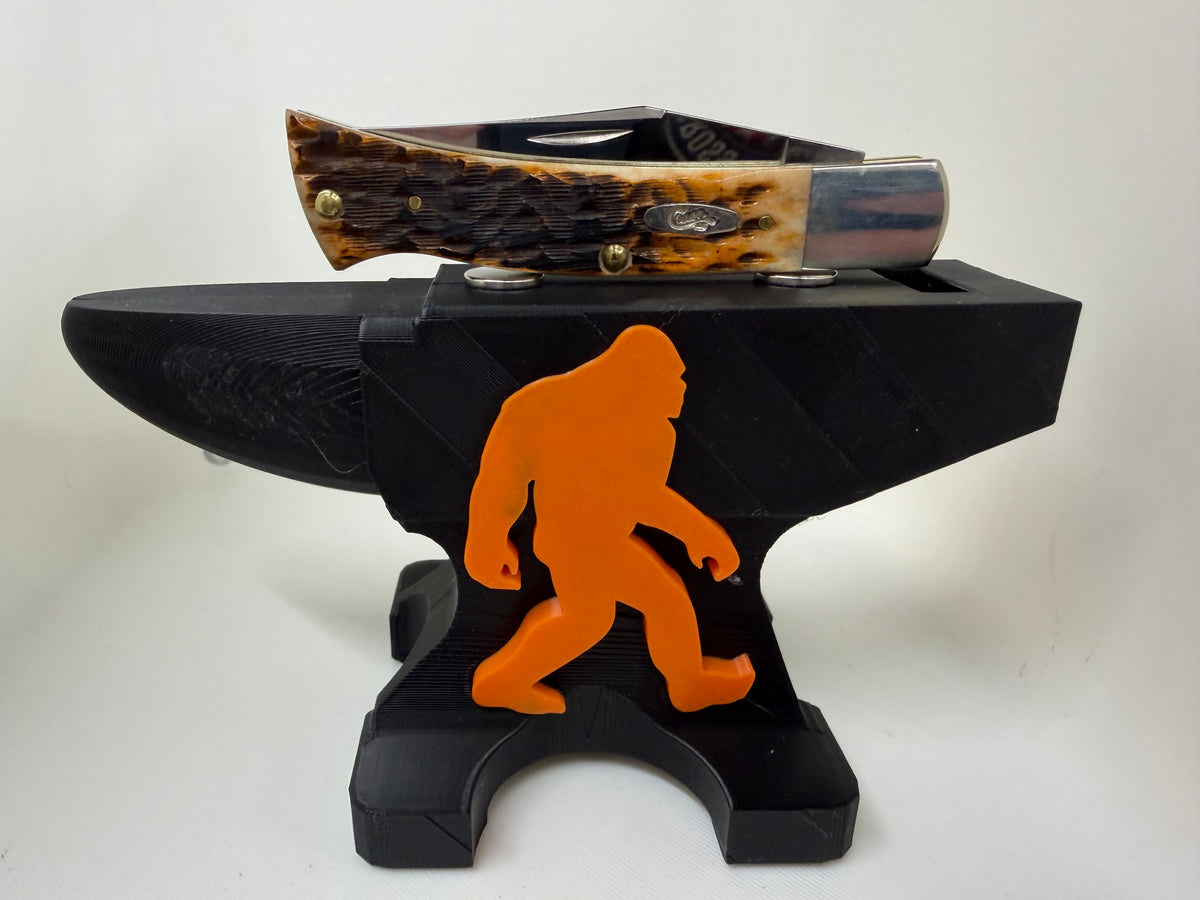 Bigfoot Sasquatch Magnetic Pocket Knife Display – 3D Printed Anvil Stand – Black & Orange