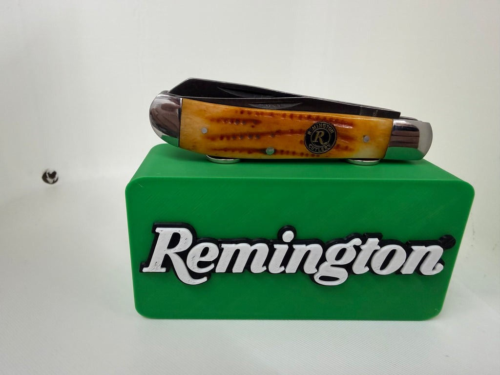 Remington Green & White Magnetic Knife Display Block – Premium 3D Printed Collector Stand