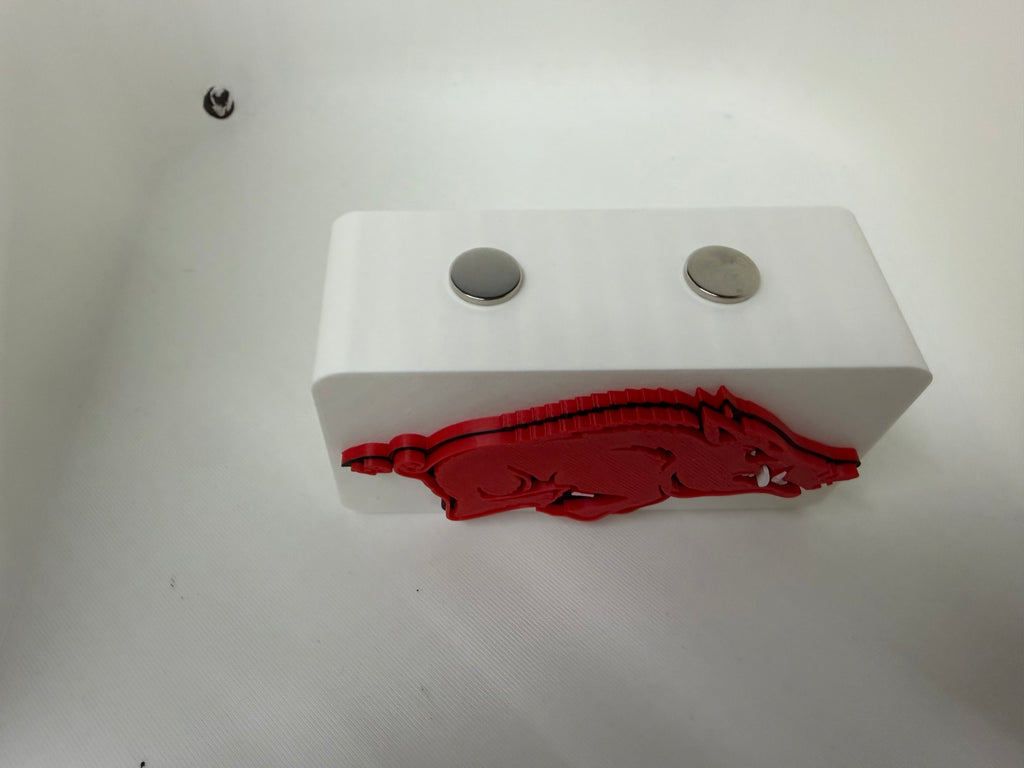 Arkansas Razorbacks Magnetic Knife Display – 3D Printed HOG Stand