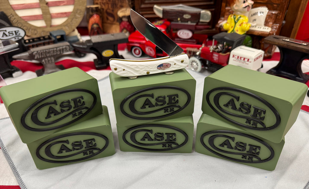 OD Green Magnetic Knife Display Stand – Case XX Style Logo | 3D Printed EDC Holder (4x2x2)