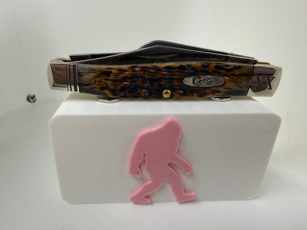 Bigfoot Sasquatch Magnetic Knife Display Block Premium 3D Printed Collector Stand Pink & White