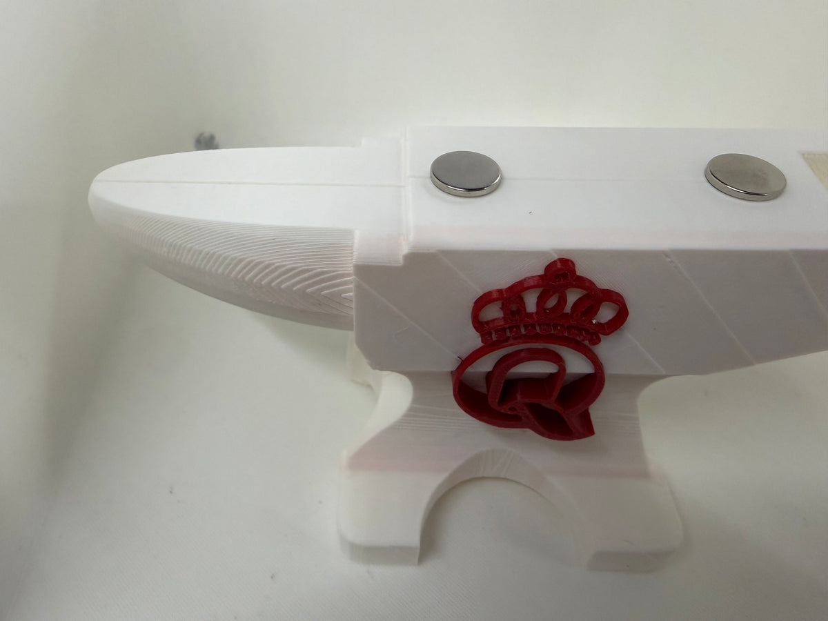 Queen Cutlery Magnetic Pocket Knife Display – 3D Printed Anvil Stand – White & Red