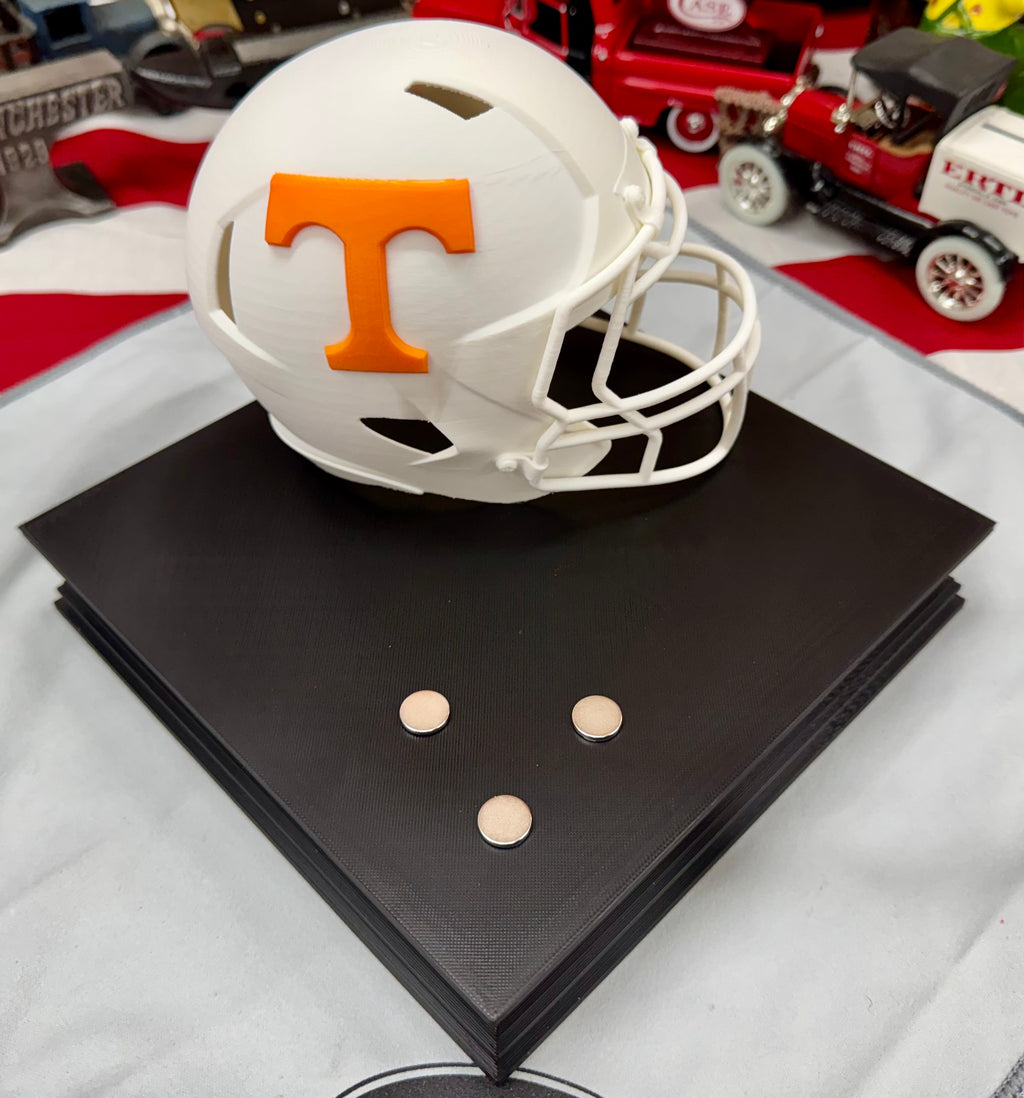 Tennessee Volunteers Helmet Knife Display – Premium 3D Printed Magnetic Stand (8” x 8”)