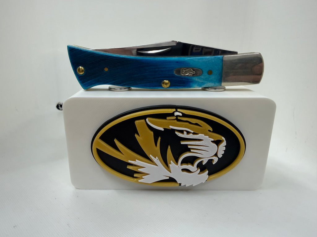 Missouri Tigers Magnetic Knife Display Block – 3D Printed White with Mizzou Logo