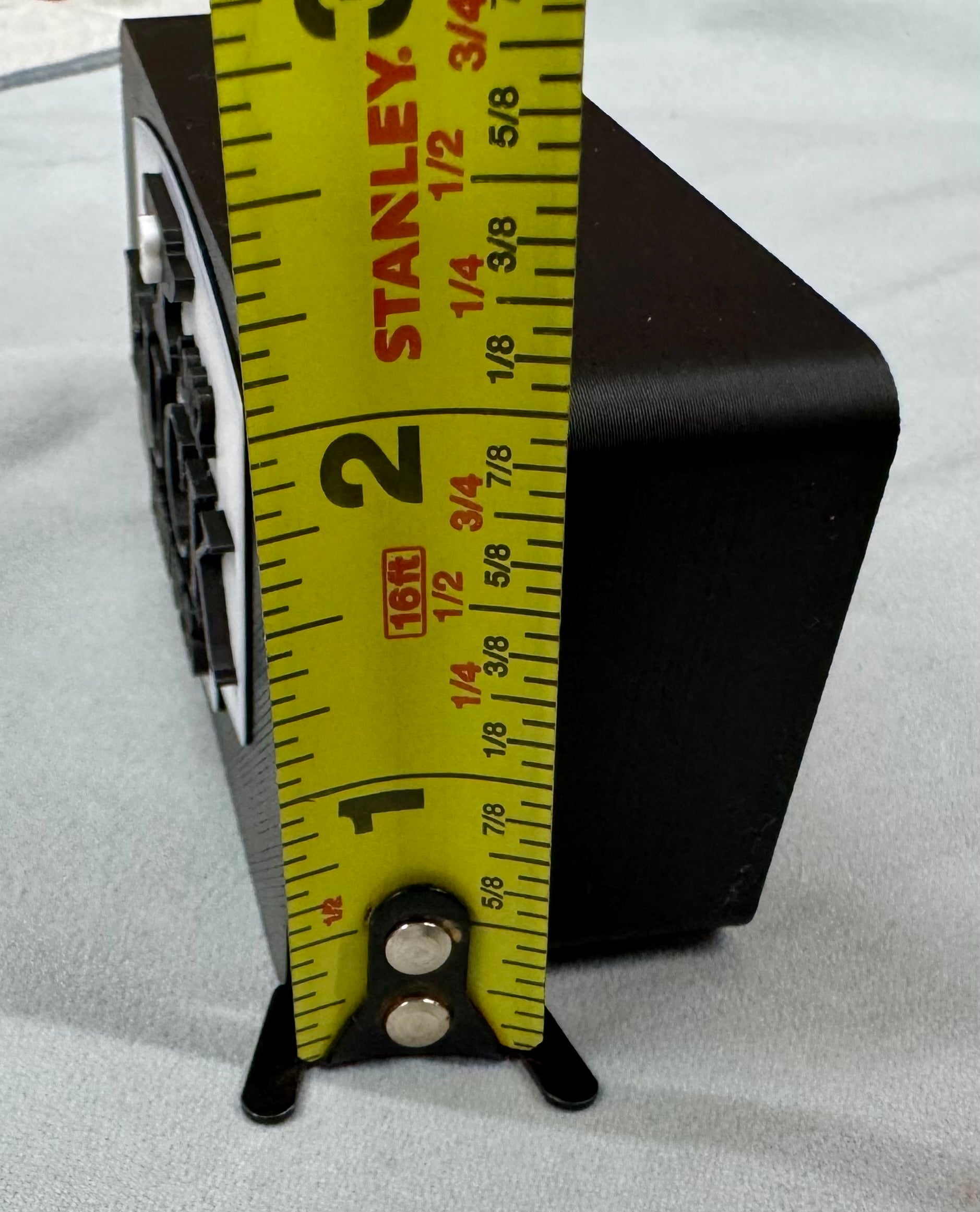 Buck Knives Magnetic Display Stand – Black 3D Printed Knife Holder (4” x 2” x 1.5”)