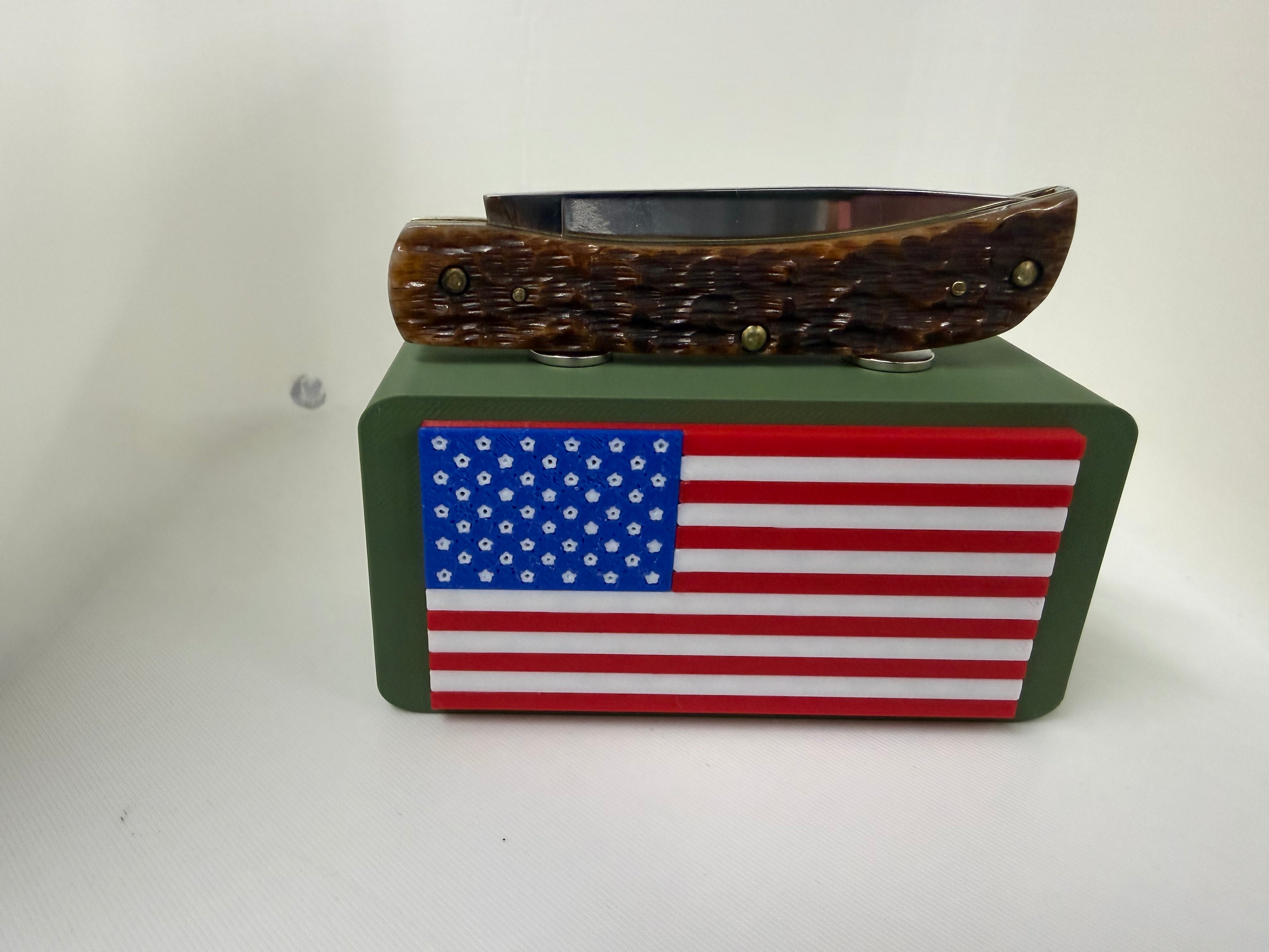 2026 Case XX Sod Buster Jr. – Custom “We The People” Edition – Dark Amber Bone