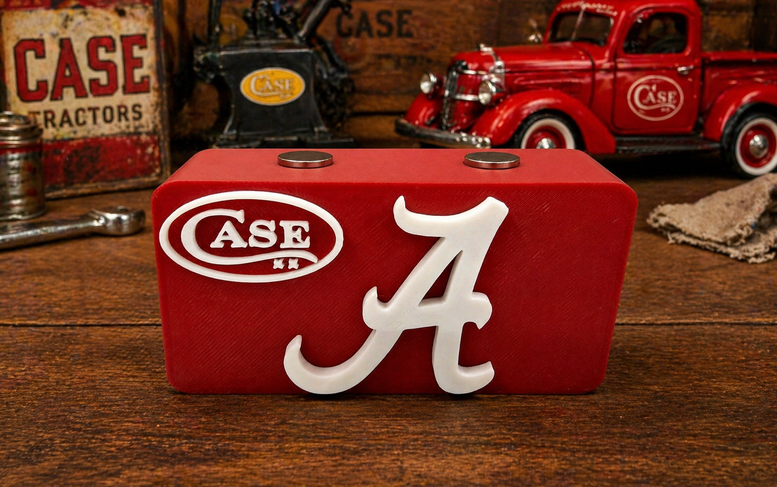 Alabama Crimson Tide Knife Display Stand – Case XX Edition Magnetic 3D Printed EDC Holder (4” x 2” x 1.5”)