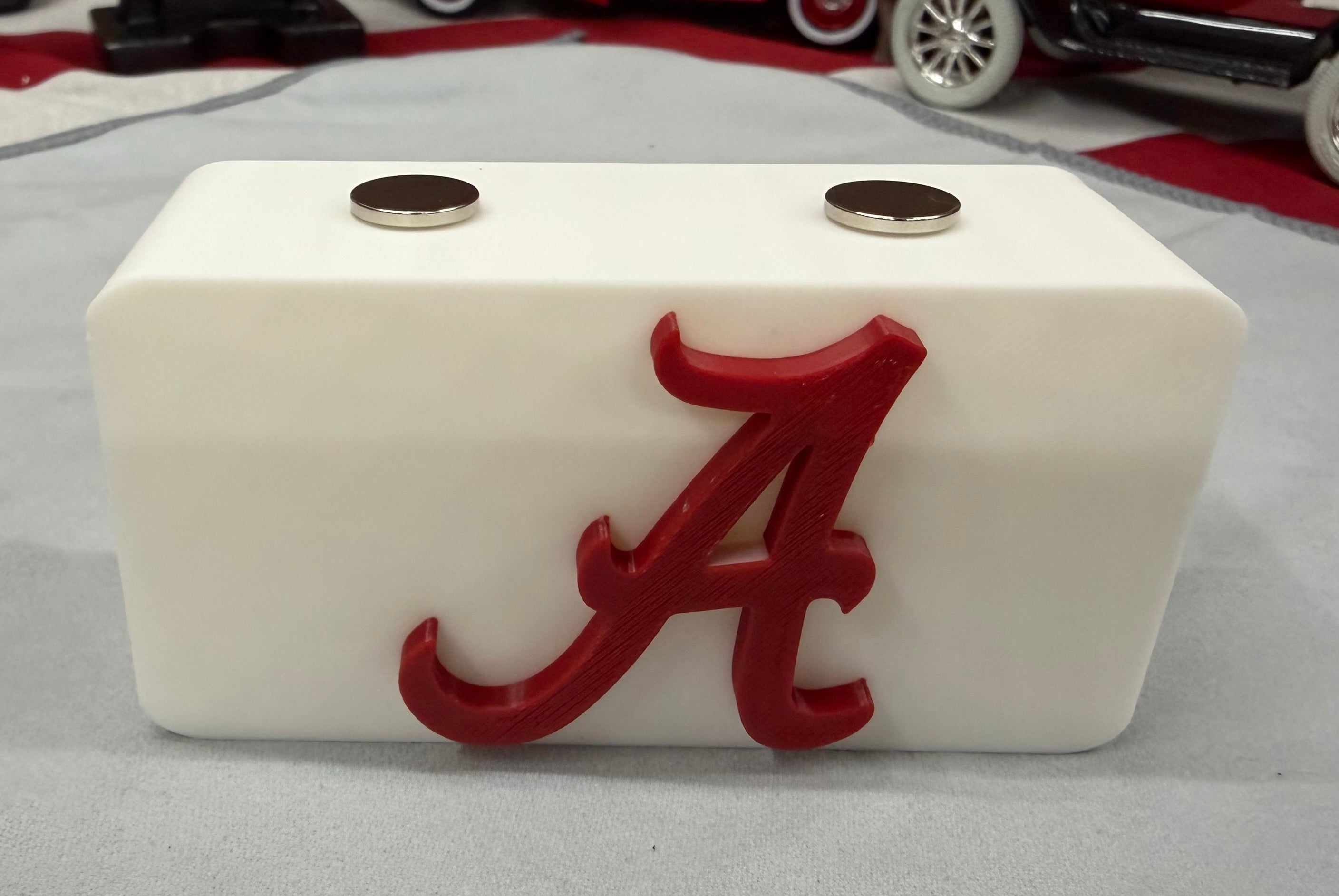 Alabama Crimson Tide Magnetic Knife Display Stand – 3D Printed EDC Holder (4” x 2”)