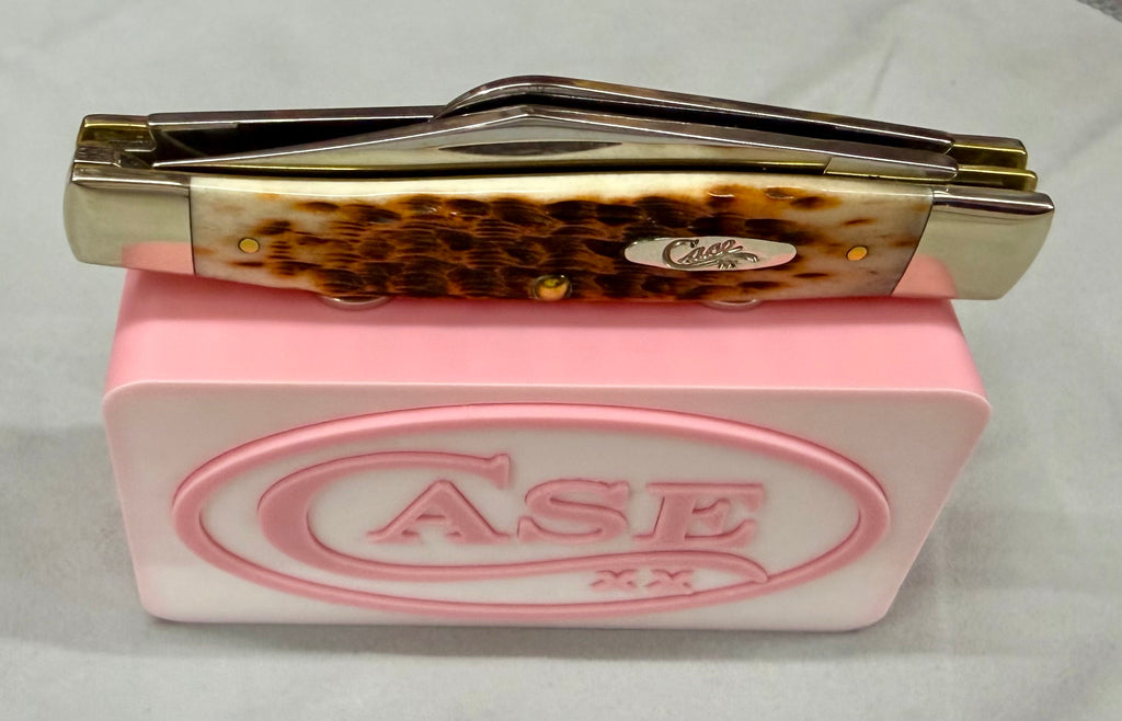 Case XX Knife Display Stand – White & Pink Edition Magnetic 3D Printed EDC Holder (4” x 2” x 1.5”)
