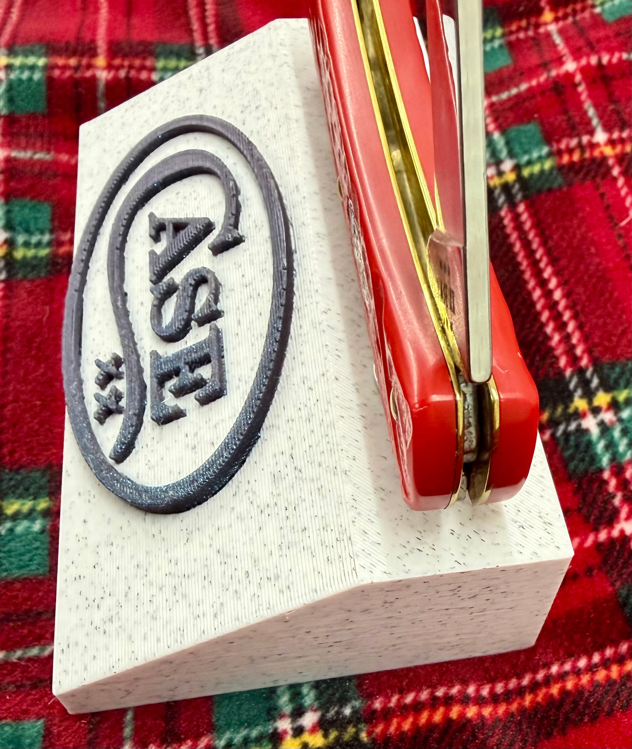 Case XX Single Knife Display Stand Magnetic 3D Printed Collector Display