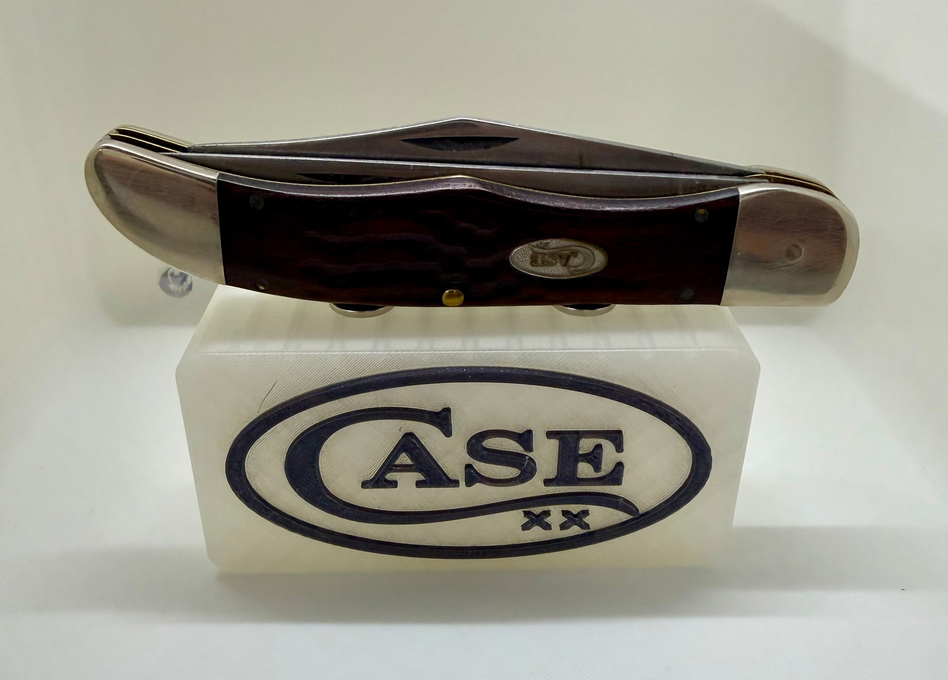 CASE XX 3D Printed Translucent Magnetic Knife Display Block