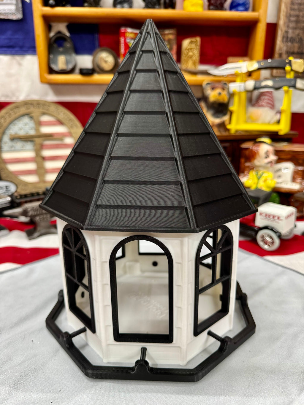 3D Printed Bird Feeder with Mounting Bracket – Black & White Outdoor Feeder | Rugged Finds Collection