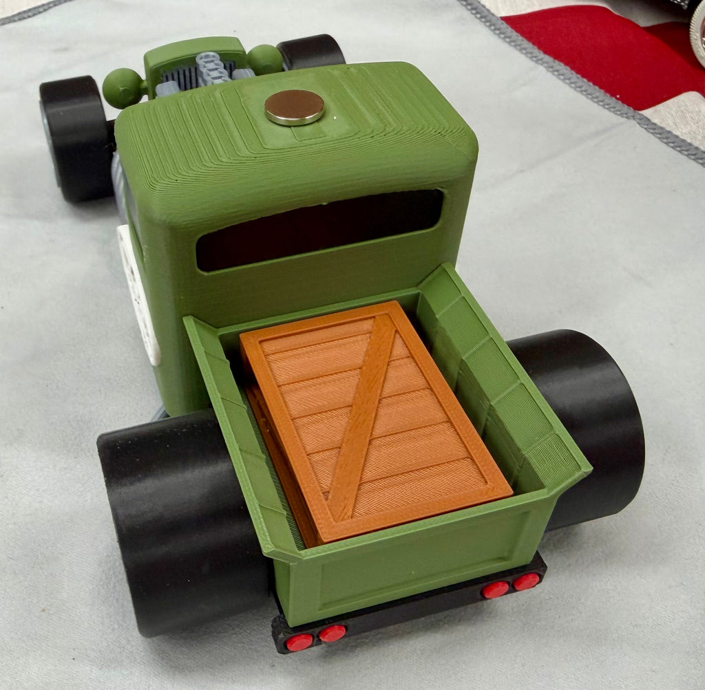 CASE XX OD Green Hot Rod Knife Display – 3D Printed Magnetic Collector Stand (Knife Not Included)