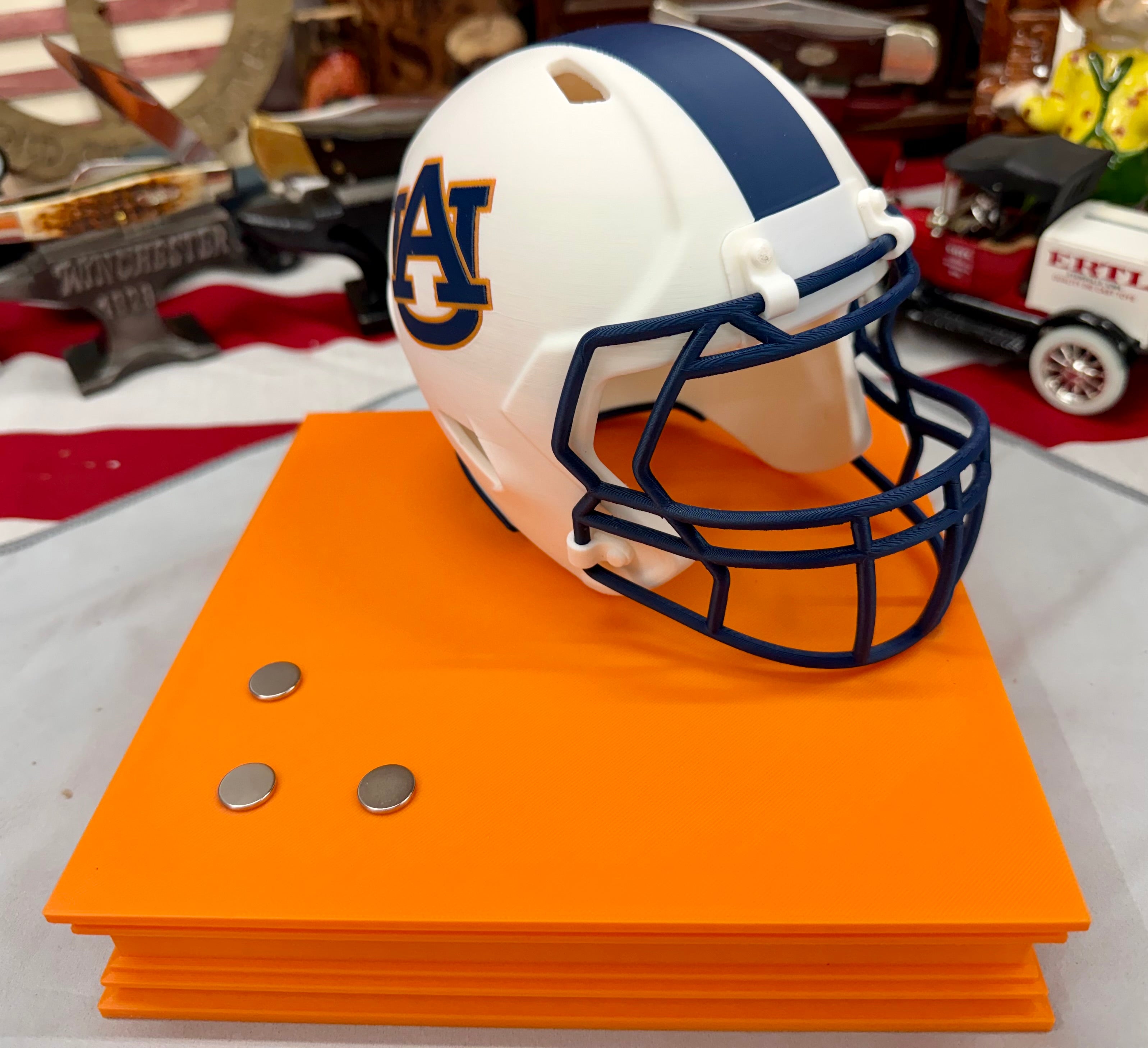 Auburn Tigers Helmet Knife Display – 3D Printed Magnetic Stand (8x8 Platform)