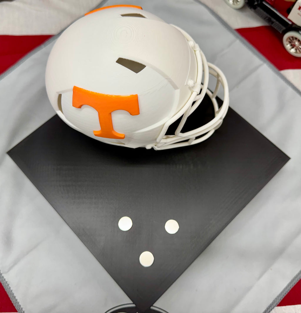 Tennessee Volunteers Helmet Knife Display – Premium 3D Printed Magnetic Stand (8” x 8”)