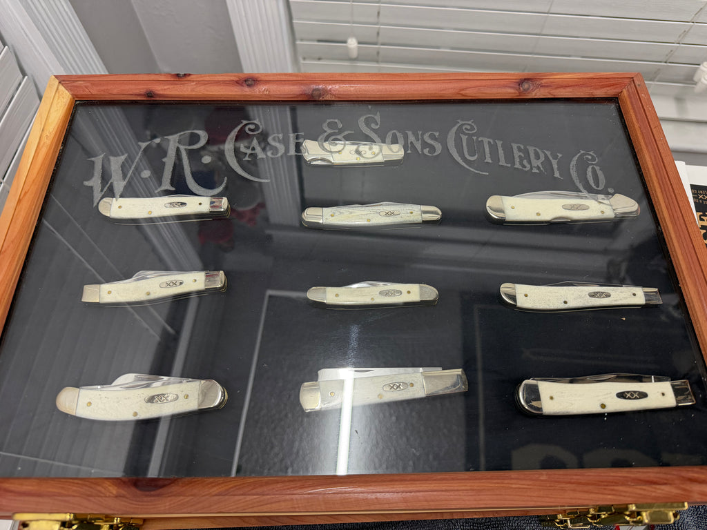 Case XX Smooth Natural Bone 10-Knife Collector Set – Locking Cedar Display Case