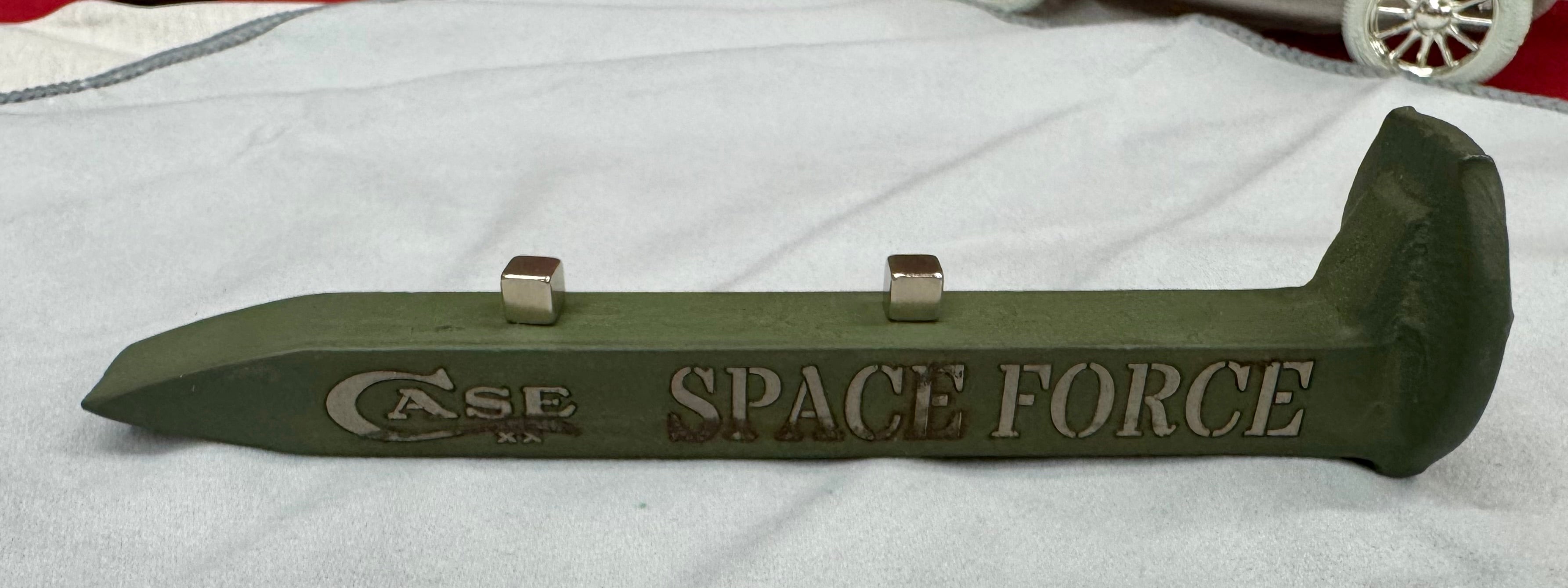 US Space Force Railroad Spike Knife Display – OD Green Case XX Engraved Stand w/ Magnetic Holder – Authentic Retired Alabama Rail Spike